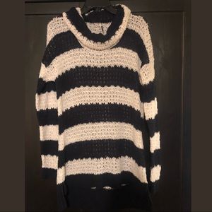 14th & Union Cowl Neck Sweater